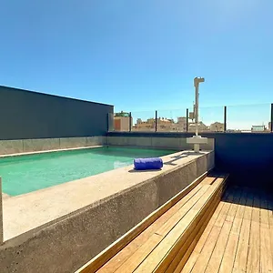 Mate Gerard 4* Barcelona